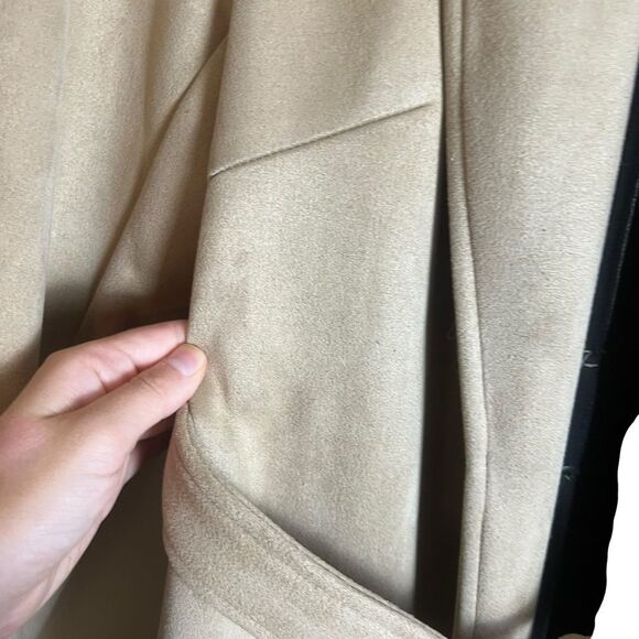 L’ Atiste beige faux suede coat. Size medium - Picture 5 of 8